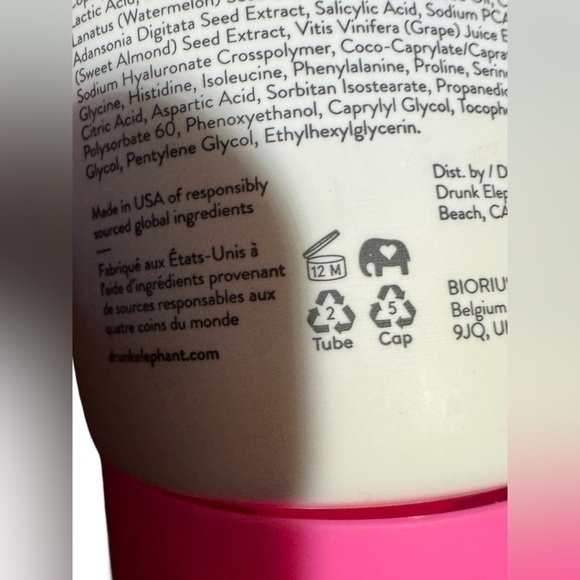 Drunk Elephant T.L.C. Happi Scalp Scrub
180 ml 6 fl oz PH 3.7 10% AHA BHA Blend - Picture 5 of 13